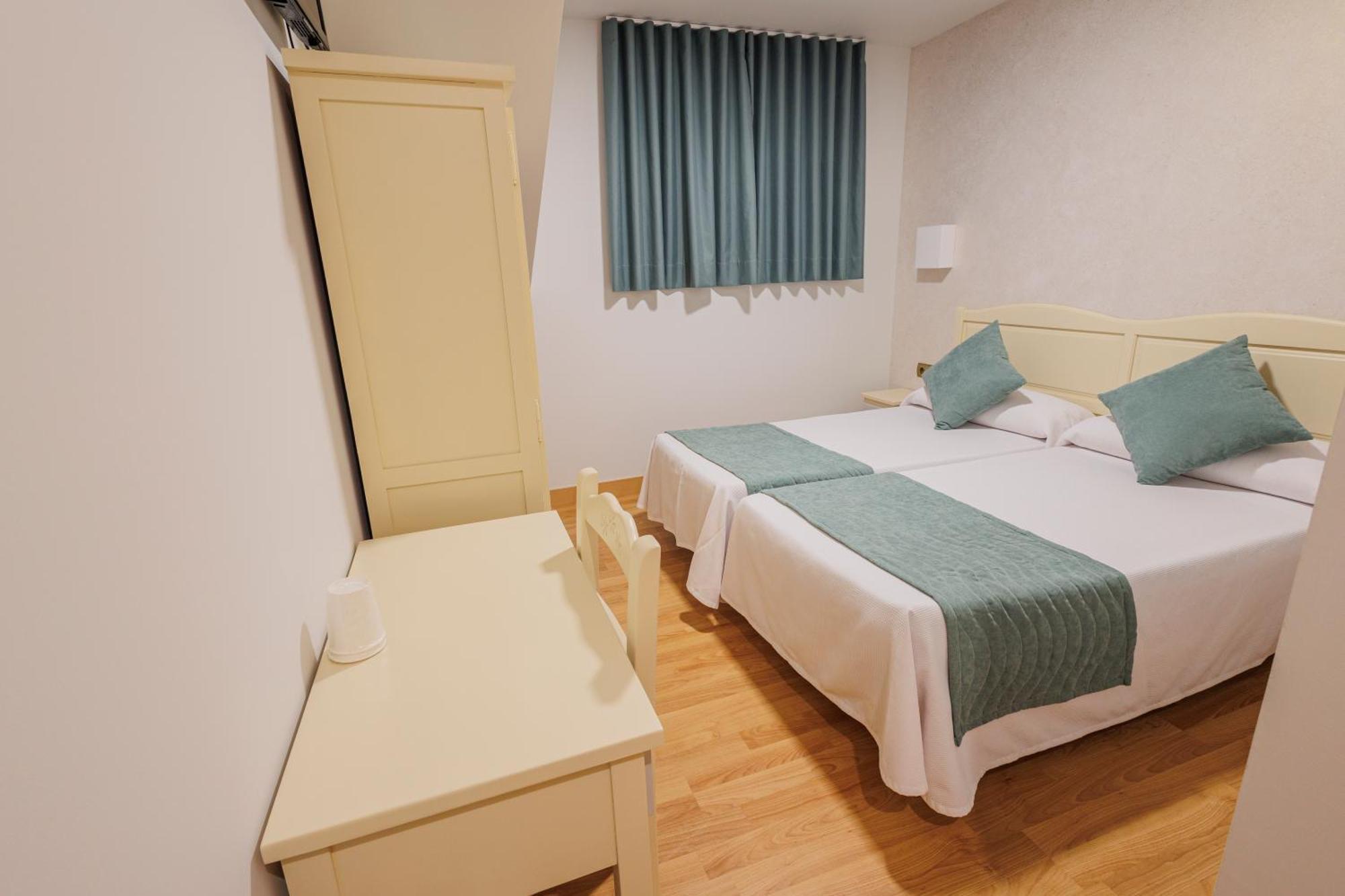 Hotel Pattaya Mocejón Esterno foto
